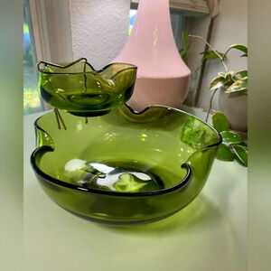Vintage Anchor Hocking NOS Avocado green chip & dip bowl w/ clip. Original box